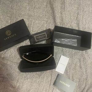 Versace Unisex Sunglasses Brand New OG everything